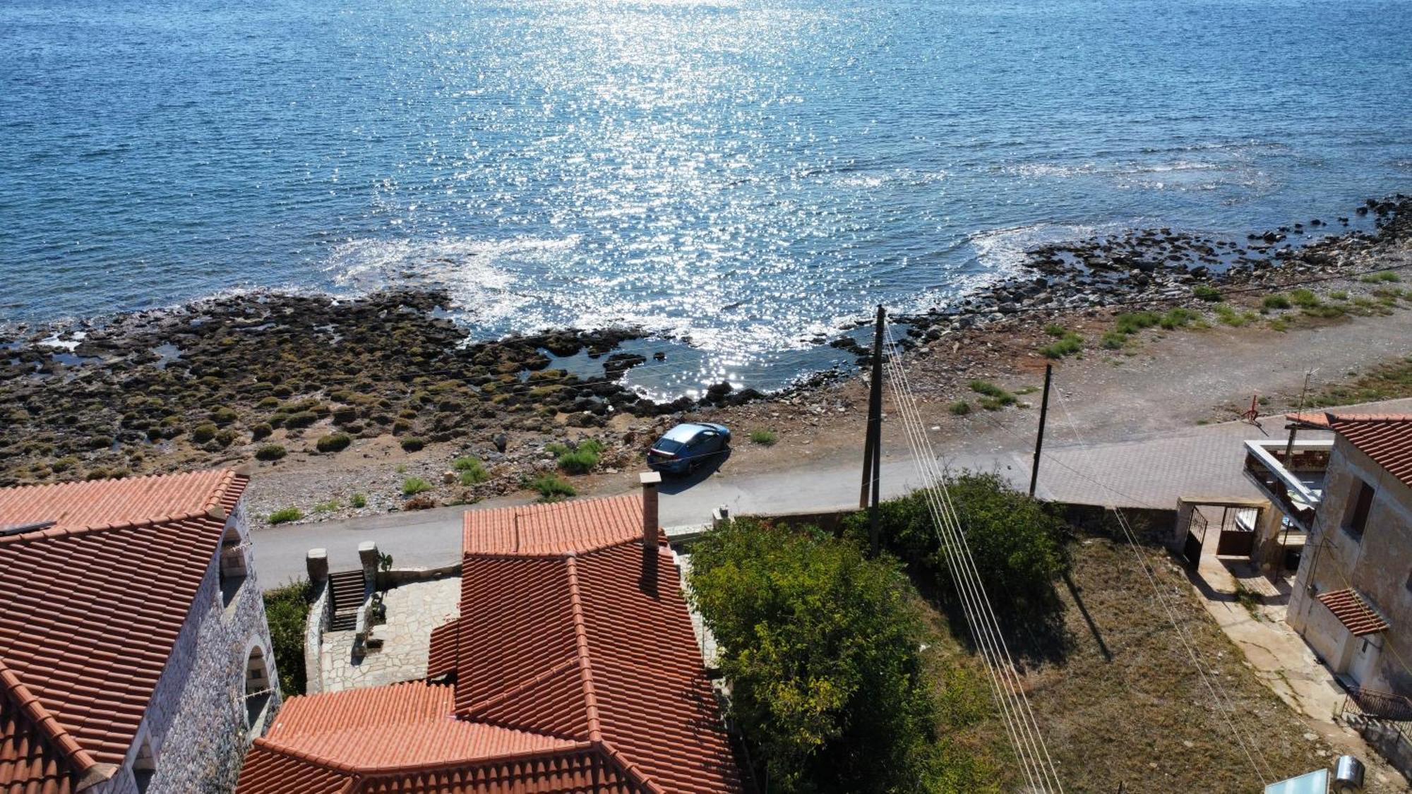 Seaside Apartment Agios Nikolaos (Mani)